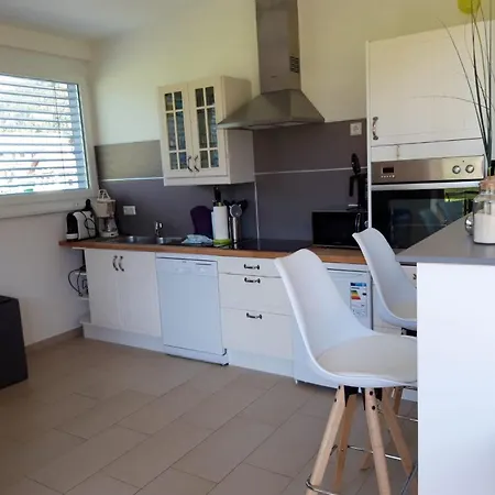 Nico's Place Apartment