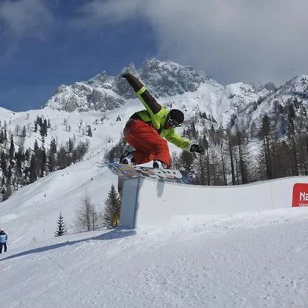 아파트 Nico's Place *