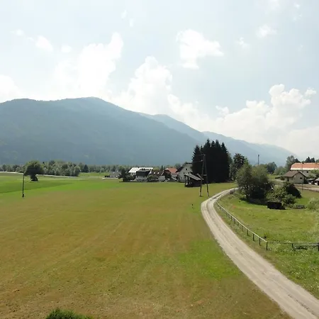 Nico's Place Apartment *