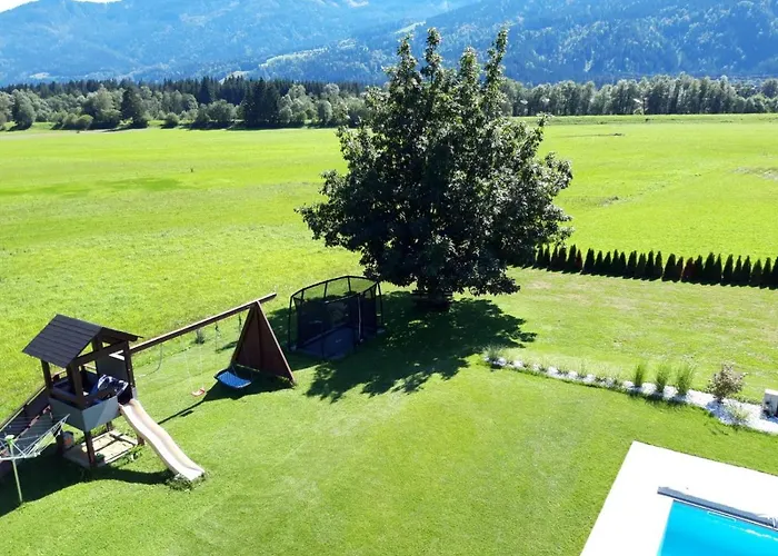 Nico's Place * Jenig