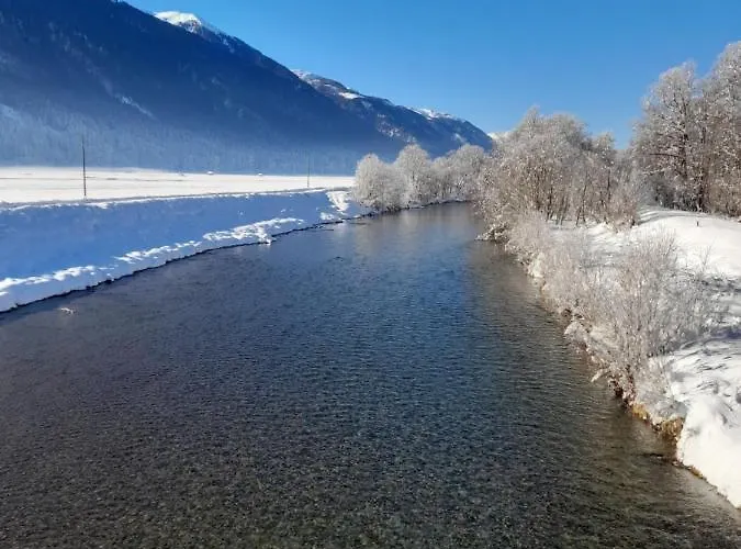 Nico's Place * Jenig